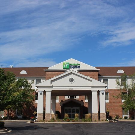 Holiday Inn Express Hotel & Suites Chicago-Algonquin By Ihg Extérieur photo