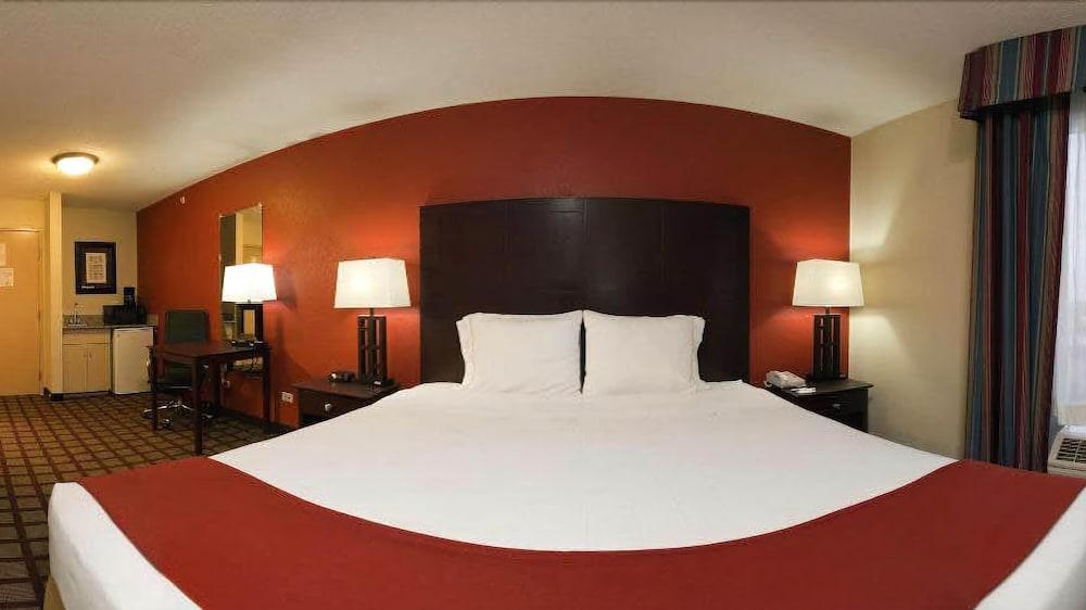 Holiday Inn Express Hotel & Suites Chicago-Algonquin By Ihg Extérieur photo