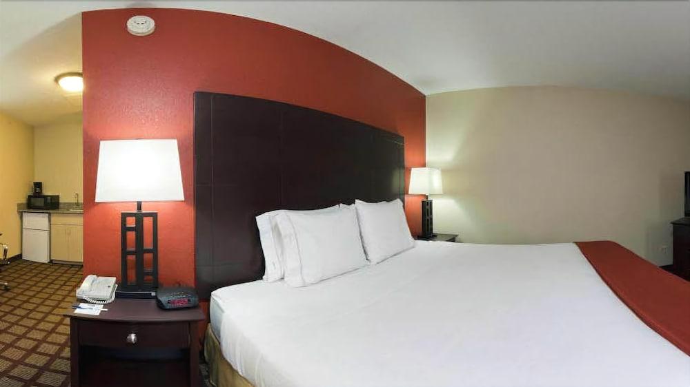 Holiday Inn Express Hotel & Suites Chicago-Algonquin By Ihg Extérieur photo