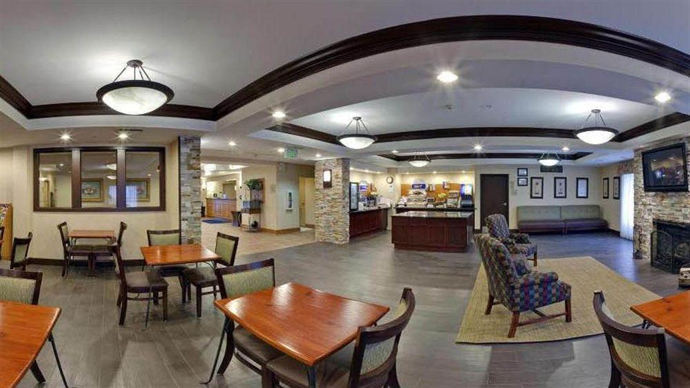 Holiday Inn Express Hotel & Suites Chicago-Algonquin By Ihg Extérieur photo