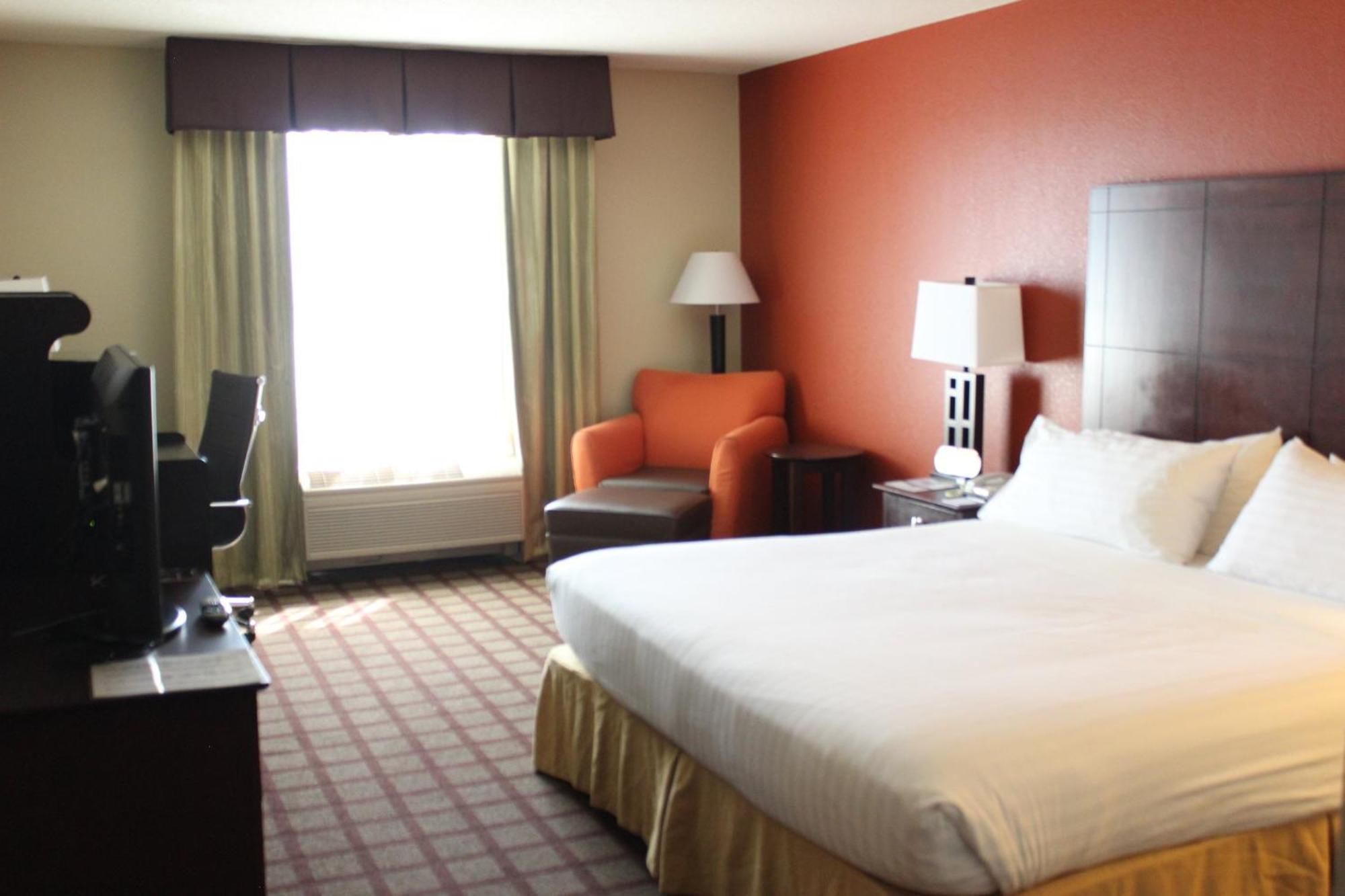 Holiday Inn Express Hotel & Suites Chicago-Algonquin By Ihg Extérieur photo